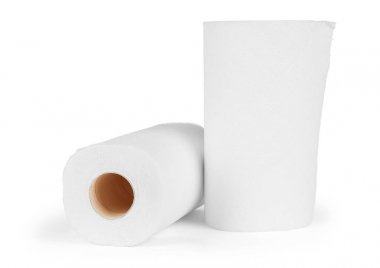 rulo kağıt mutfak havlu üzerinde beyaz izole