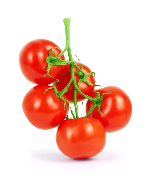 Drei frische Tomaten mit grünen Blättern isoliert auf weißem Rücken — Stockfoto