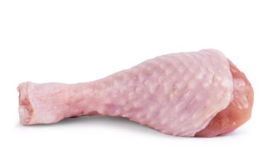 Beyaz arka plan üzerinde izole taze tavuk uyluk