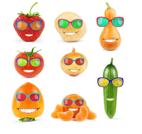 Frukt och grönsaker i solglasögon på en vit bakgrund, stor — Stockfoto