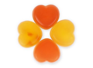 beyaz izole renkli Jöleli şeker Kalpler