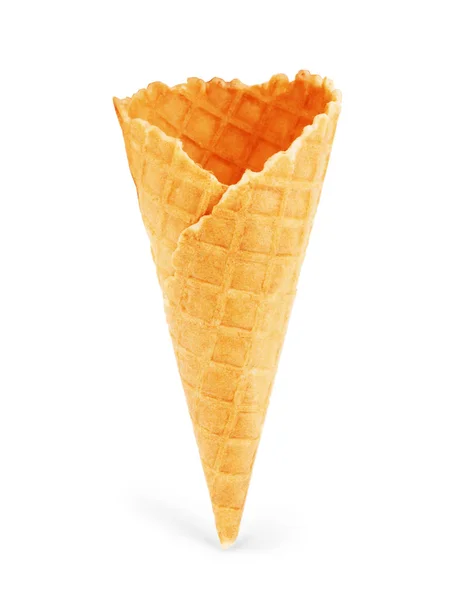 Delicioso cone de sorvete no fundo branco — Fotografia de Stock