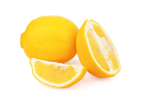Citronskal isolerad på vit bakgrund — Stockfoto
