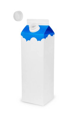 Süt beyaz karton paket beyaz bir arka plan üzerinde