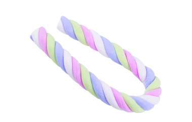 Beyaz arkaplanda çok renkli şekerlemeler var.