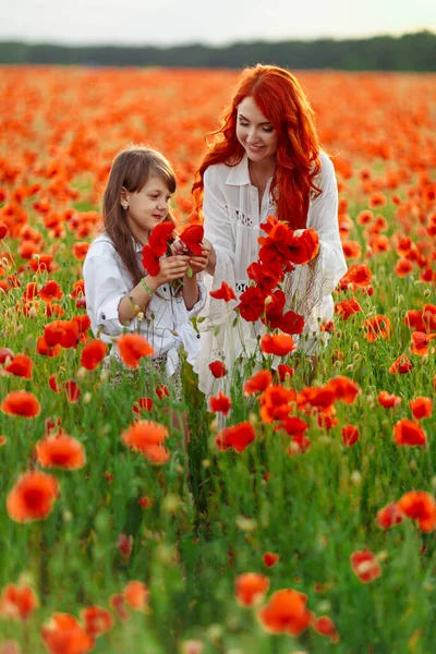 Little Happy Girl Redhead Mother White Dresses Makes Wreath Poppy — Stock Photo, Image