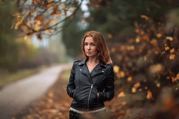 Fabulous Redhead Dreamy Woman Long Curly Hair Blurred Autumn Background — Stock Photo, Image