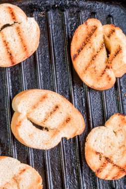 Pan ızgara tost