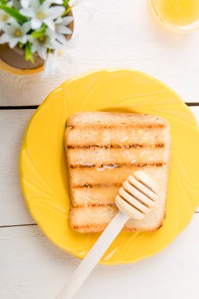 Healthy breakfast with toasted — Stock Photo, Image