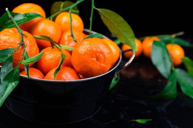  Mandalina arka plan. Lezzetli ve güzel narenciye.