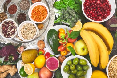 En İyi Yüksek Alkali Yiyecekler Seçimi. Vejetaryen.