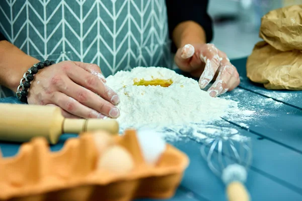 Man Forming Dough Floured Surface Kneading His Hands Hand Baker — Stock Photo, Image