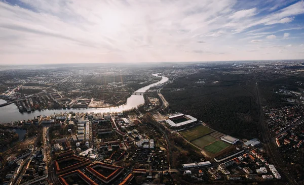 Luchtfoto van Berlijn Kopenick met stadion van voetbalteam FC Eisern Union — Stockfoto