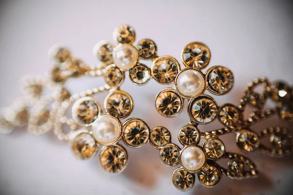 Makro detailní fotografie zlatých diamantových drahokamů — Stock fotografie