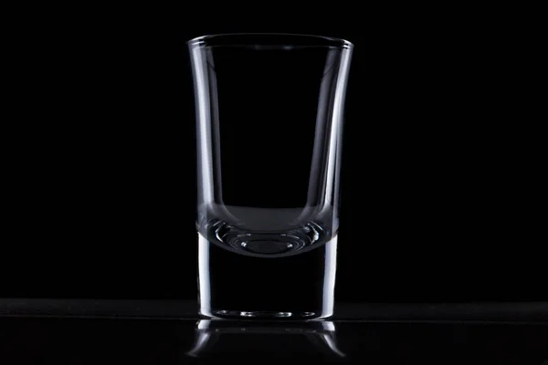 Verre Sur Fond Noir — Photo