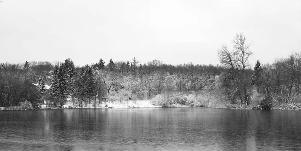 doğada kış ve soğuk sezon, kış manzaraları ve İmkanları mikro-stok fotoğraf