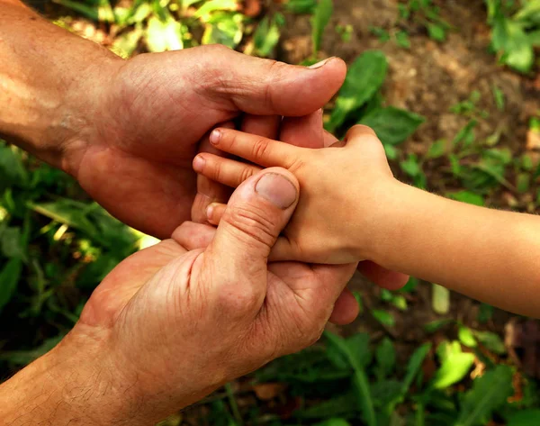   eller Dede ve torunu