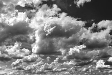Gökyüzündeki bulutlar