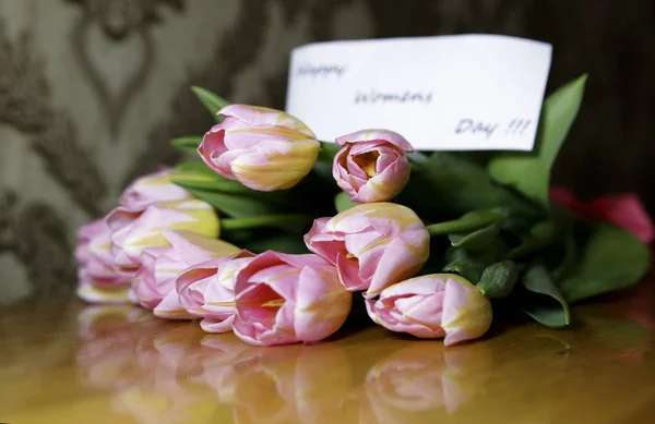 カラフルな春チューリップ マイクロ ストック写真の美しい花束 — ストック写真