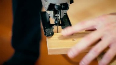 Elektrikli testere adam ayarlar