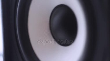 Closeup sub-woofer hareket yönü. Hoparlör bölümü
