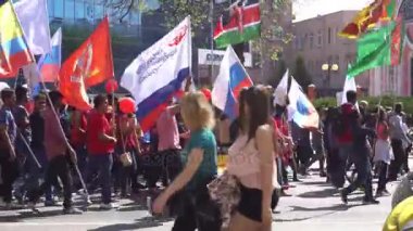 Kursk, Rusya - 1 Mayıs 2017: emek ve bahar dünya tatil adanmış sergi