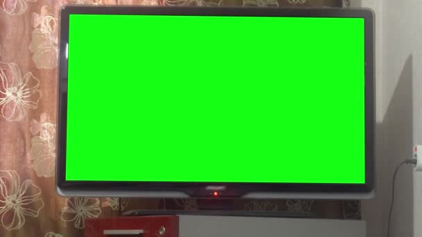 Dolly passer dans un grand écran TV avec écran vert — Video