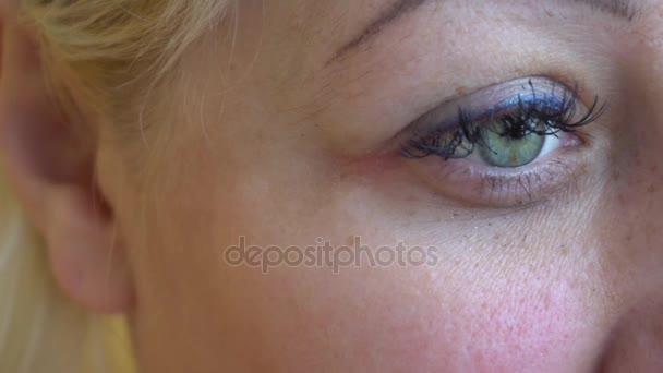 Macro Primer plano del ojo Belleza parpadeando — Vídeos de Stock