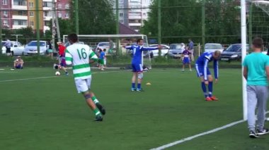 KURSK, RUSSA - 3 JULE: Amatör takımların futbol maçı