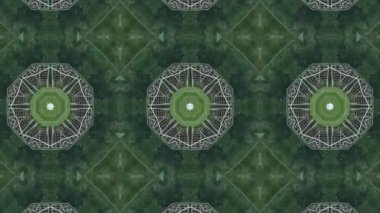 El ile soyut animasyon geometrik kaleydoskop desen çizilmiş
