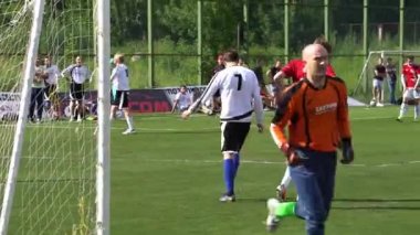 KURSK, RUSSA - 3 JULE: Amatör takımların futbol maçı