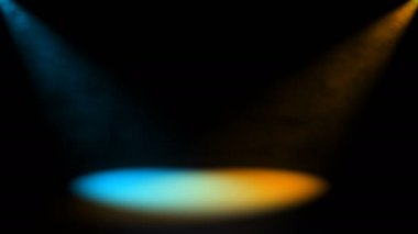 Parlak projektör ile sis. Dijital arka plan