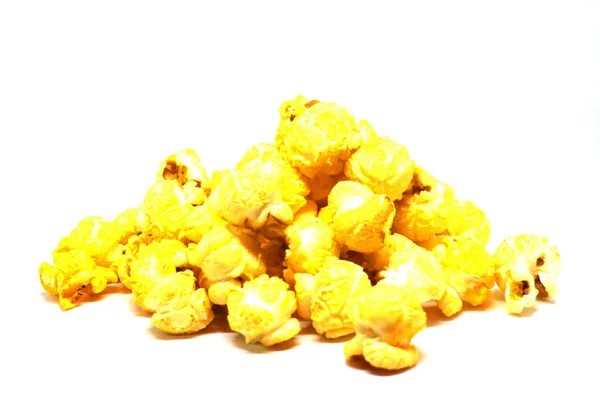 Popcorn isolato su sfondo bianco — Foto Stock