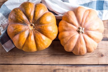 Kabak, Cadılar Bayramı, Bütün Azizler gece, düşmek, Ekim, yemek, mutlu Cadılar Bayramı, ahşap masa, kabak masada
