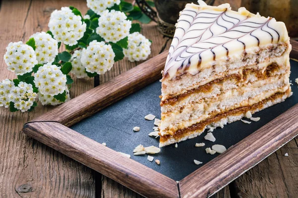 Esterhazy Somun Kek Pasta Yakın Çekim Fındık Kek Pasta Üzerinde — Stok fotoğraf