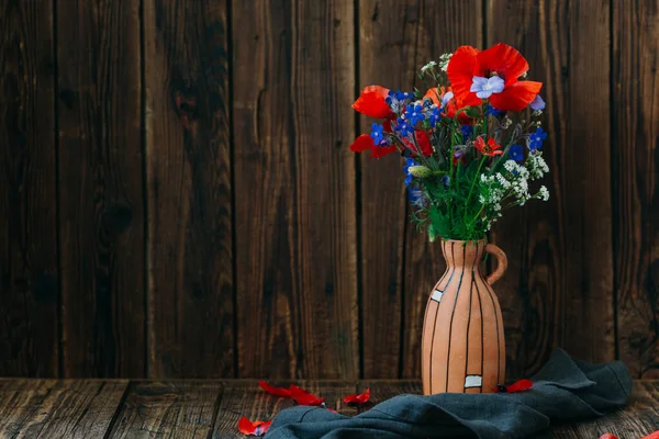 Wildflowers Wooden Background Bouquet Poppies Still Life — Stock Photo, Image
