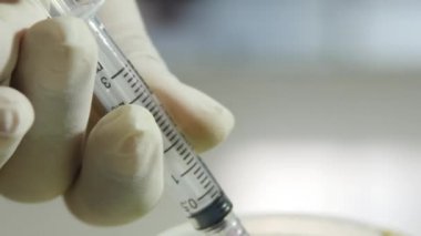 Adrenalin enjeksiyon shot şırınga makro