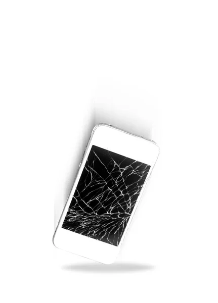 Kırık ekran üzerinde beyaz ba izole ile modern hareket eden smartphone