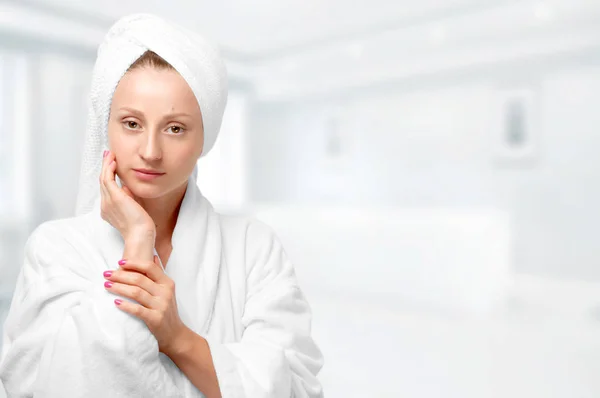 Beauty and skin care.  Woman  in white bathrobe and towels — Stock Photo, Image