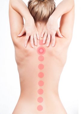 Kadın--dan sırt ağrısı muzdarip. Ağrı kavramı