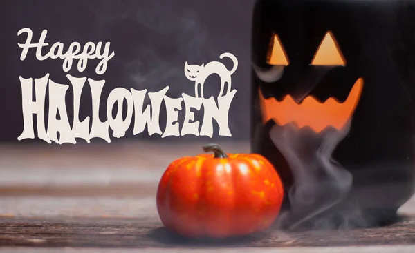 Halloween. Upiorny dyni z dymu w ciemną noc — Zdjęcie stockowe