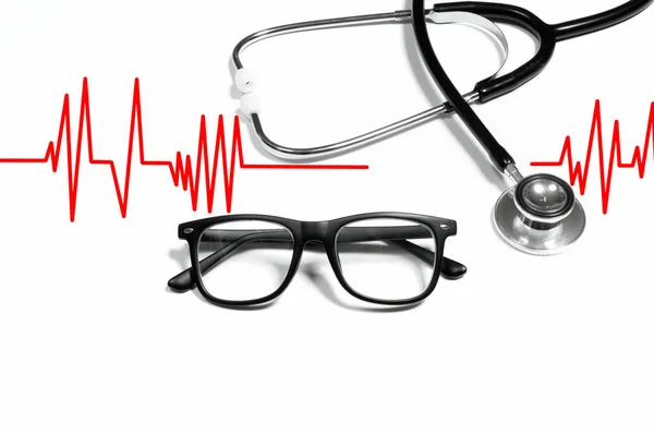 Stéthoscope médical avec lunettes. Concepts de santé — Photo