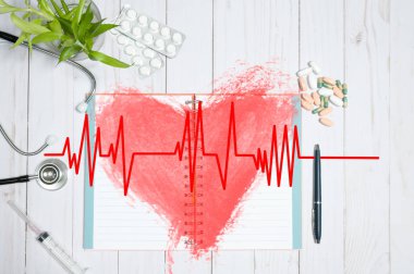 Tıbbi maddeler, stetoskop ve hapları ile doktor tablo