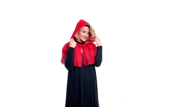 Mulher feliz no traje de Halloween Chapeuzinho vermelho — Fotografia de Stock