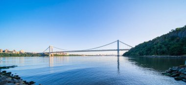 George Washington Köprüsü New York silueti