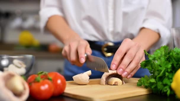 Woman Cutting Tomatoes Cut Board Kitchen Slow Motion Fresh Vegetables — Stock Video