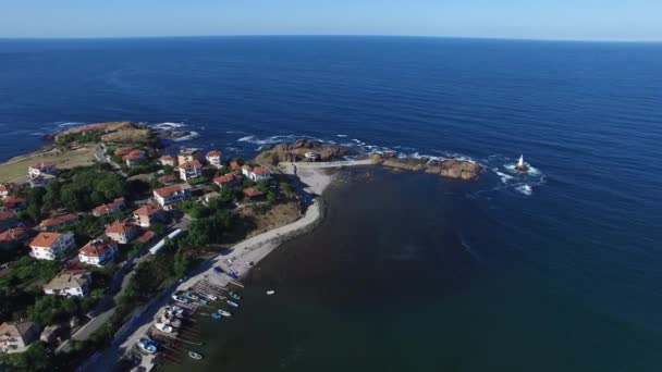 phare dans la mer Noire