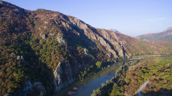 Luchtfoto van rivier de Arda, South Rodopegebergte, Bulgarije — Stockfoto