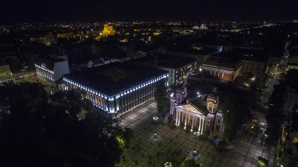 Ivan Vazov Nationa tiyatro hava görünümünü geceleyin, Sofia, Bulgaristan