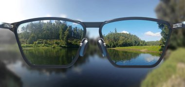 Düzeltici gözlüklerle ücretsiz, berrak ve keskin görüş - 3 boyutlu illüstrasyon